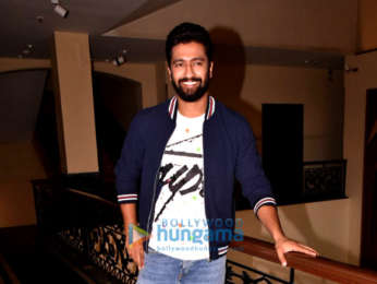 Vicky Kaushal snapped celebrating his birthday