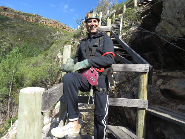 WATCH: Akshay Kumar attempts daredevil zipline adventure in South Africa WATCH: Akshay Kumar attempts daredevil zipline adventure in South Africa