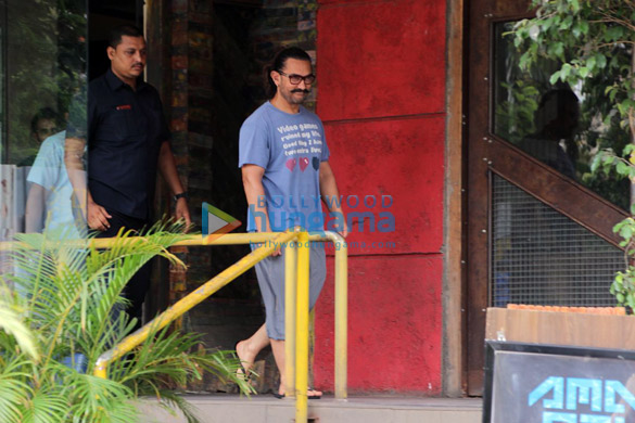 aamir khan spotted at a spa 2
