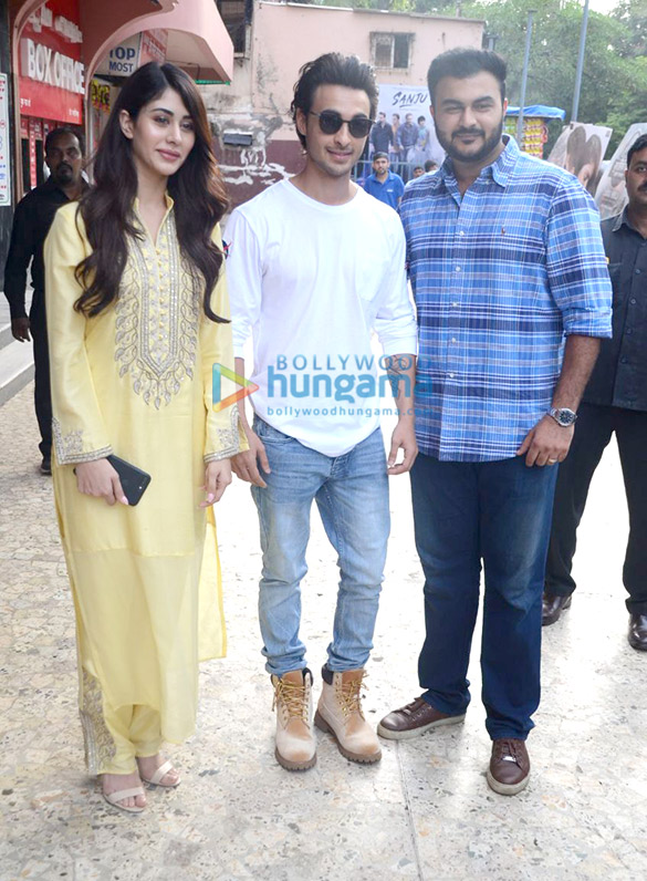 aayush sharma and warina hussain snapped at the teaser launch of loveratri 1