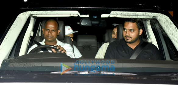 anushka sharma and virat kohli snapped in mumbai 4