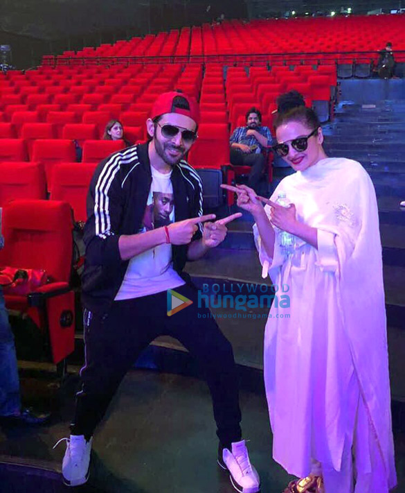 arjun kapoor kriti sanon and others snapped at iifa 2018 rehearsals6