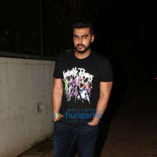 Varun Dhawan, Janhvi Kapoor and others snapped at Arjun Kapoor's birthday bash