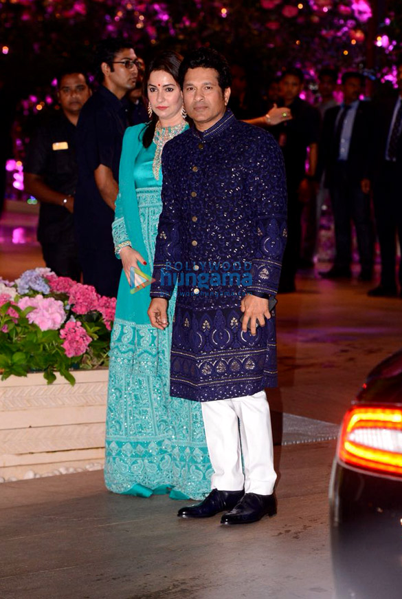 celebs grace akash ambani and shloka mehtas engagement party 28