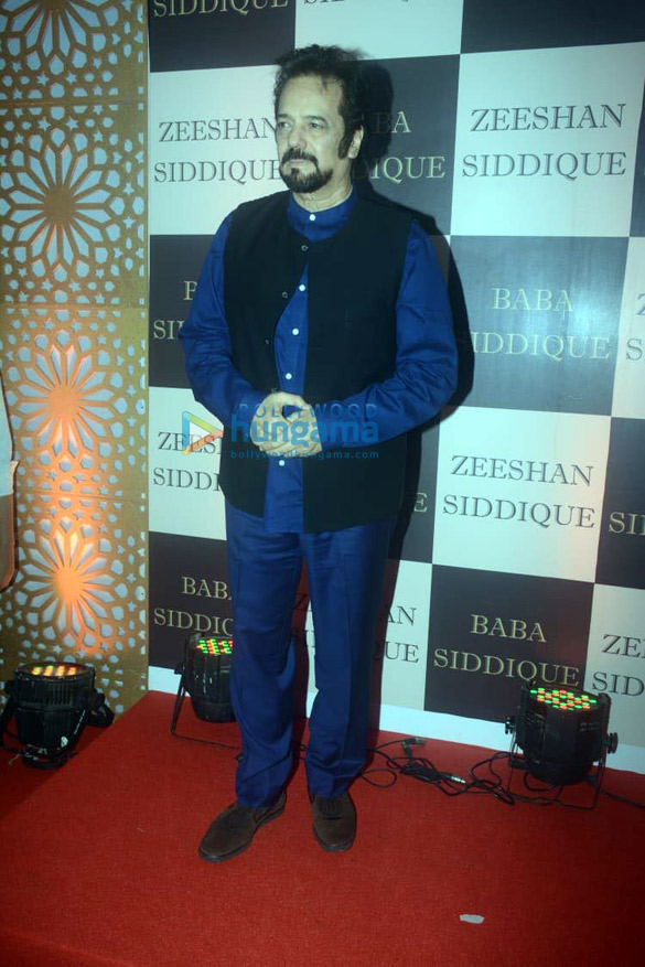 celebs grace baba siddiques iftar party4 5