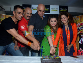 Celebs grace the premiere of the play Wrong Number in Mumbai