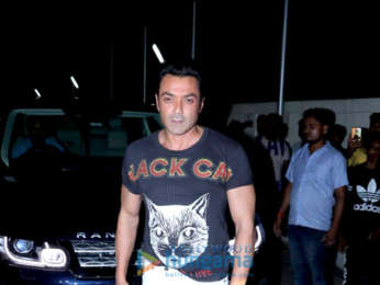 Celebs grace the special screening of Race 3