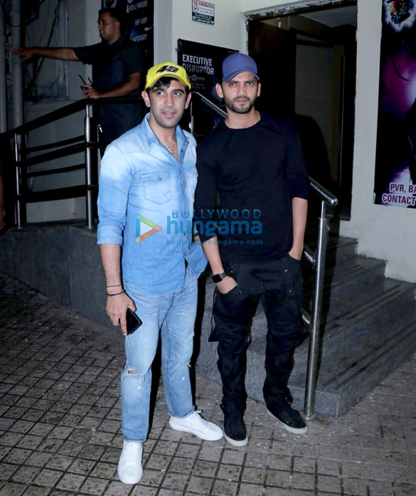 celebs grace the special screening of race 3 20