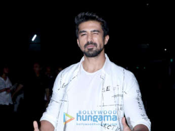 Celebs grace the special screening of Race 3