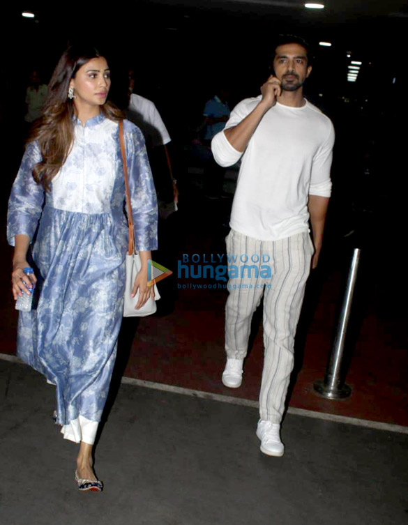 daisy shah and saqib saleem snapped at the airport 2