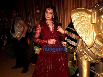 Dia Mirza, Urvashi Rautela and Nagma grace Nawab of Kurnool Adnan Ul Mulk & Nida Faroogqui's 'Mehendi Musical Night'