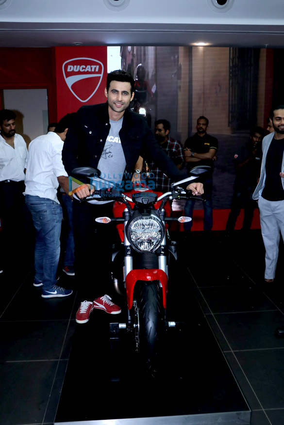 freddy daruwala snapped at ducati showroom to launch new bike 5