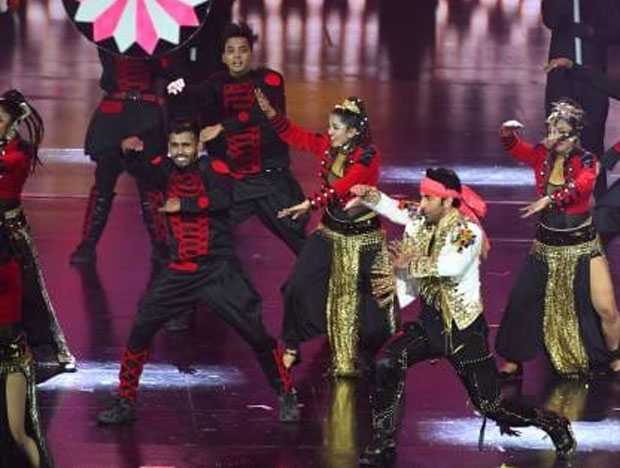 IIFA 2018: Ranbir Kapoor's FIERY performance will make you go ga ga ga!
