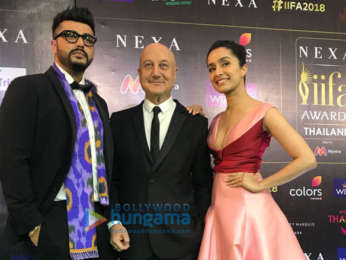 Kartik Aaryan, Zaira Wasim, Bobby Deol and others grace the IIFA Awards 2018