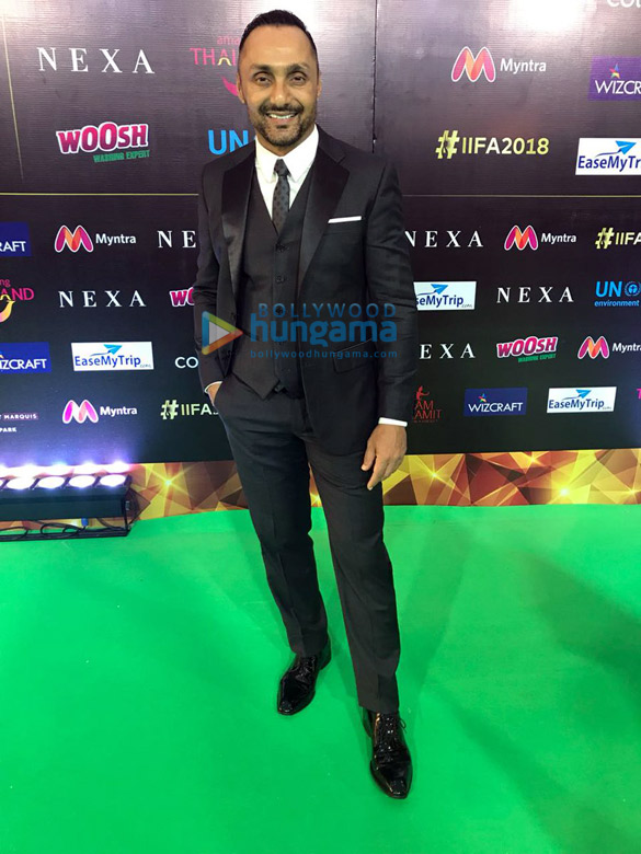 kartik aaryan zaira wasim bobby deol and others grace the iifa awards 201855 1