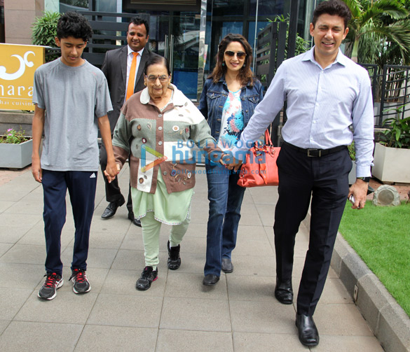 madhuri dixit and family snapped at bkc 3