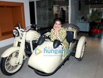Manisha Koirala snapped promoting Sanju at Rajkumar Hirani's office