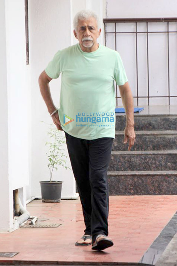 naseeruddin shah spotted at a clinic 1