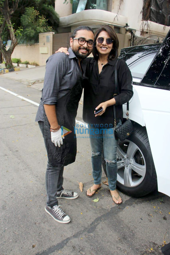 neetu singh snapped out and about in mumbai 3