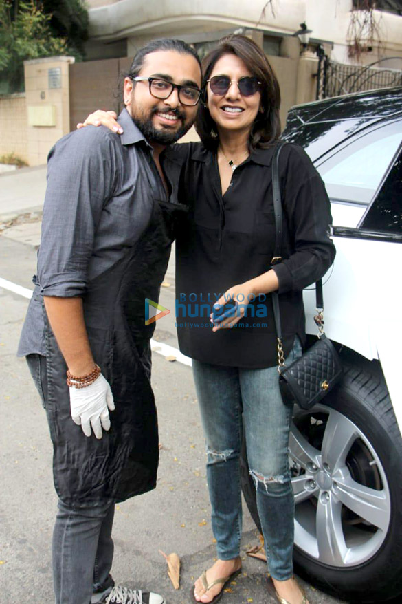 neetu singh snapped out and about in mumbai 4