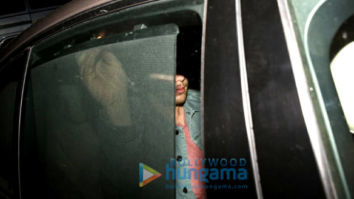 Nick Jonas and Priyanka Chopra arrive from US