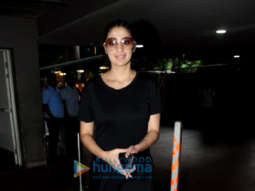 Raai Laxmi, Pooja Hegde, Evelyn Sharma and others snapped at the airport