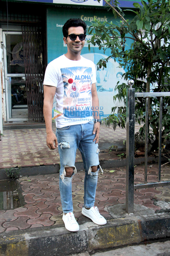 Rajkummar Rao spotted at Noble Chemist in Juhu Rajkummar Rao spotted at Noble Chemist in Juhu