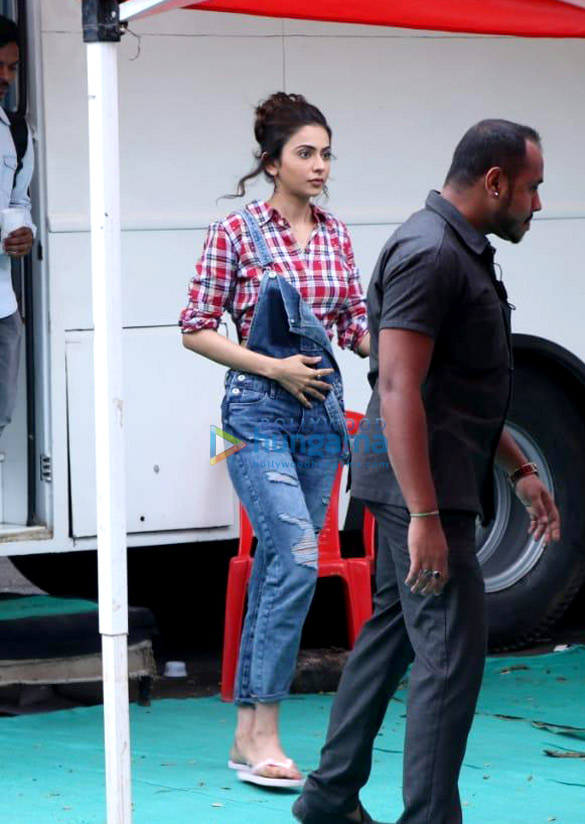 rakul preet and aditi rao hydari snapped at filmcity shooting for ad 4