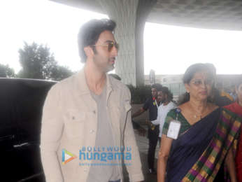 Ranbir Kapoor snapped at the airport leaving to attend the IIFA awards in New York