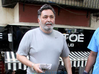 Rishi Kapoor snapped at Tip and Toe salon in Bandra