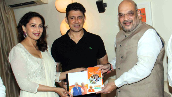 SPOTTED: Amit Shah @Madhuri Dixit’s Residence for ‘Sampark for Samarthan’ campaign SPOTTED: Amit Shah @Madhuri Dixit’s Residence for ‘Sampark for Samarthan’ campaign