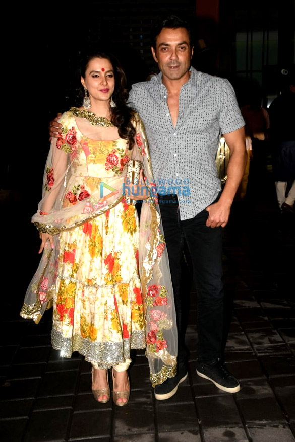 salman khan sonakshi sinha iulia vantur and others snapped at eid party 14