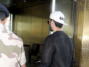 Shahid Kapoor snapped leaving to attend the IIFA awards