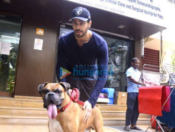 Sidharth Malhotra spotted at a dog' hospital in Bandra