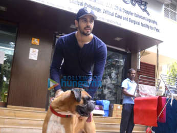 Sidharth Malhotra spotted at a dog' hospital in Bandra