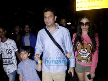Varun Dhawan, Arjun Kapoor, Parineeti Chopra, Bobby Deol and others snapped at the airport