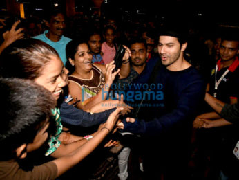 Varun Dhawan, Sonakshi Sinha, Amyra Dastur and others snapped at the airport