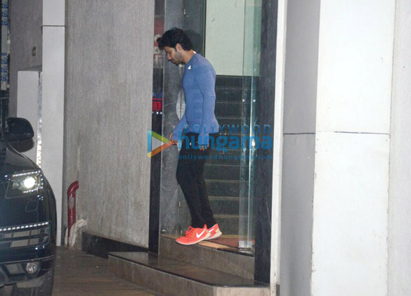 varun dhawan snapped post gym session 2 3