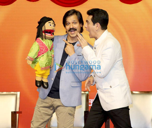 vivek oberoi and omung kumar snapped at zee tv indias best dramebaaz press conference 2