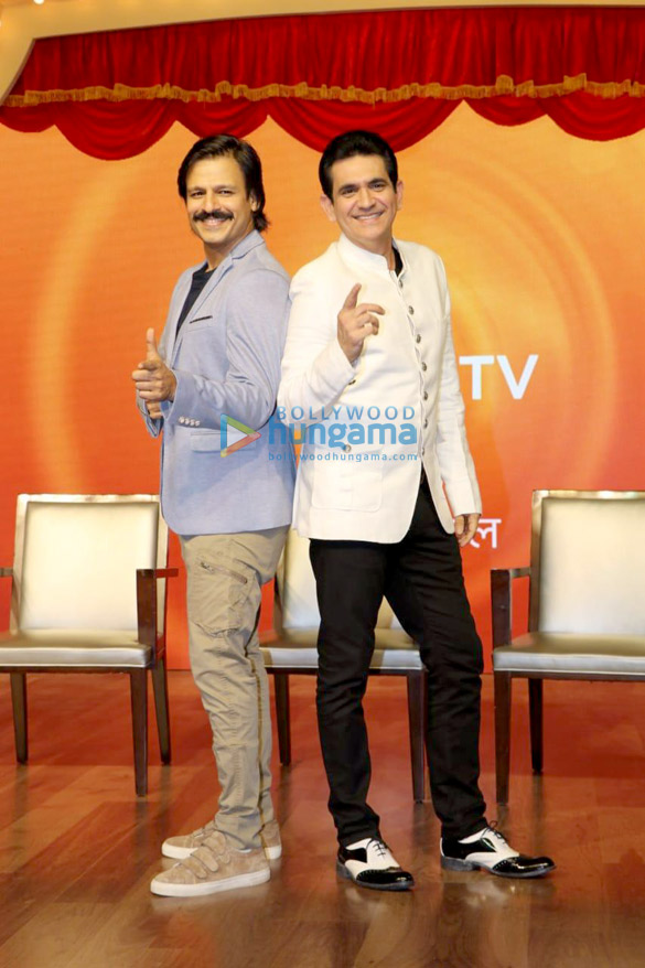 vivek oberoi and omung kumar snapped at zee tv indias best dramebaaz press conference 3