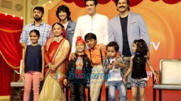 Vivek Oberoi and Omung Kumar snapped at Zee TV India’s Best Dramebaaz press conference