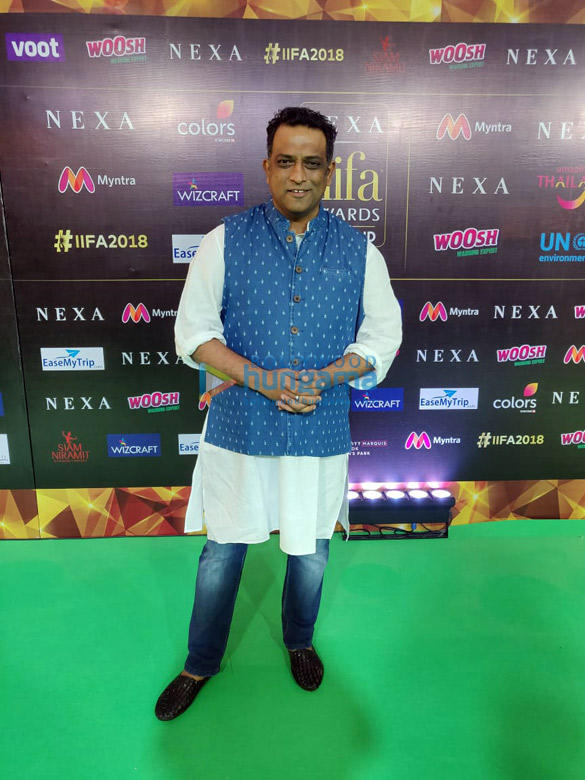 zaira wasim bobby deol and others snapped at the green carpet of iifa awards 2018 5