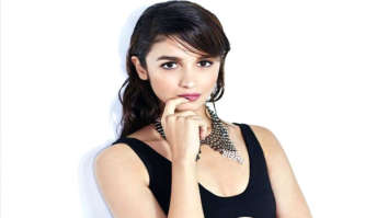 “Genuinely a boy at heart but so much to learn from him”- Alia Bhatt praises Gully Boy co-star Ranveer Singh