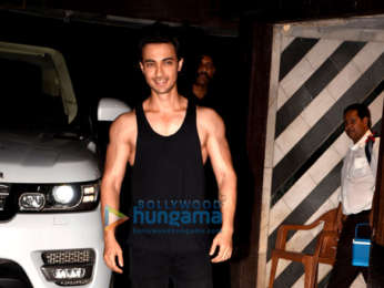 Aayush Sharma and Kartik Aaryan snapped at the gym