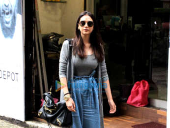 Aditi Rao Hydari snapped at a salon