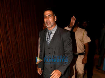 Akshay Kumar, Mouni Roy and others launch 'Naino Ne Baandhi' song from Gold