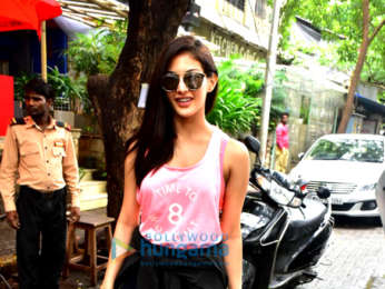 Amyra Dastur spotted at a cafe in Bandra