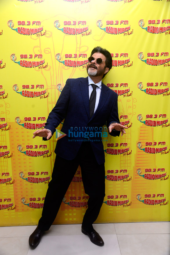 anil kapoor snapped promoting fanney khan at the radio mirchi office 3