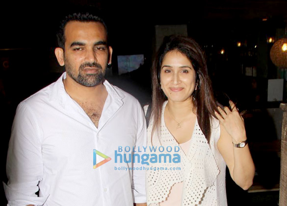 bipasha basu zaheer khan and sagarika ghatge spotted at hakims alim in bandra 1