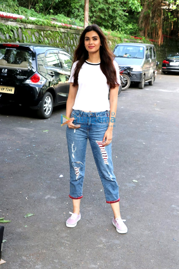 diana penty spotted at the filmcity for an ad shoot 3